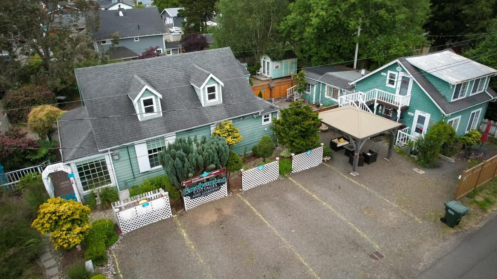Enchanted Cottages By The Sea Seaview Exterior foto